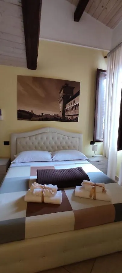 Hotel Dimora Al Saraceno Ferrara 0*,